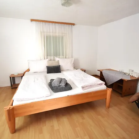 Jagahaeusl Thumersbach